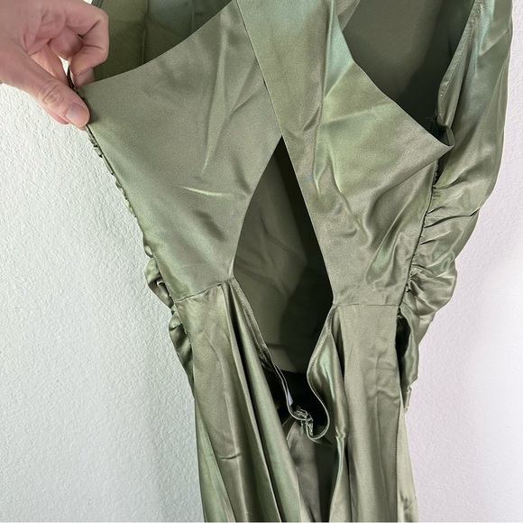 NWT REFORMATION Casette Silk Midi Dress in Artichoke SZ US 12 - Picture 8 of 8